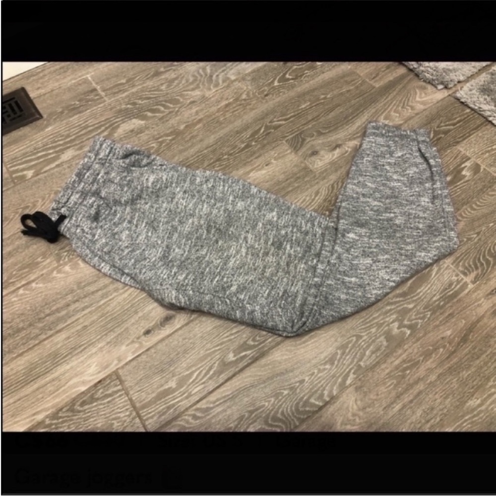 Joggers - Picture 6 of 9